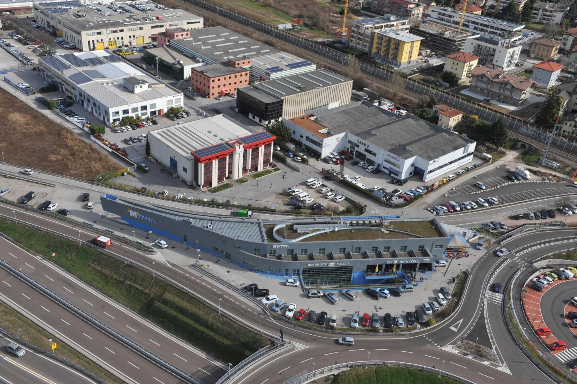Al Marinaio Hotel Garni Trento Exteriör bild